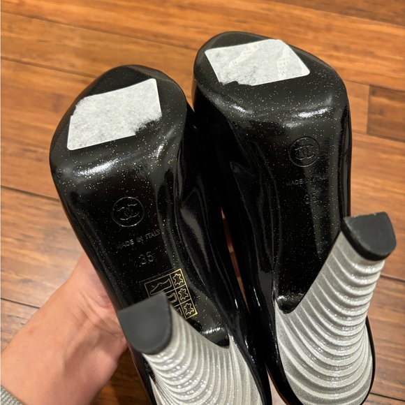 Chanel Patent Leather Glitter Heel Pump - Picture 6 of 9